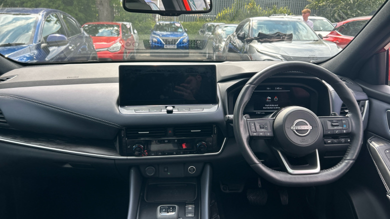 Nissan Qashqai 1.3 DiG-T MH 158 Tekna 5dr Xtronic Petrol Hatchback